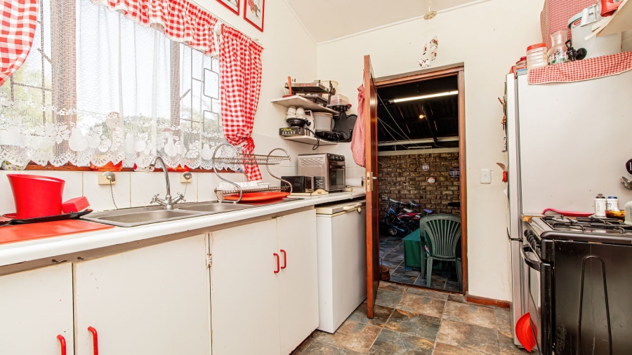 4 Bedroom Property for Sale in Meedingsride Western Cape